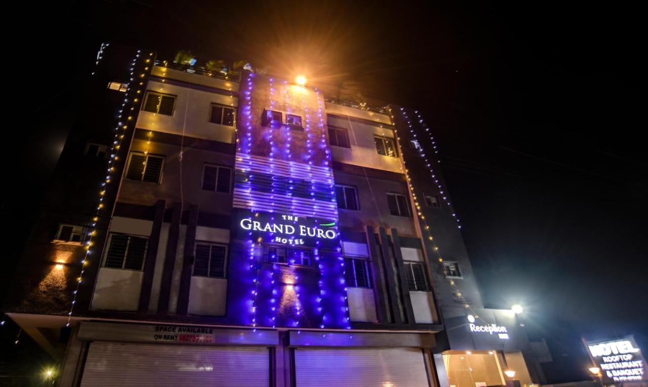Treebo Grand Euro Pipliyahana Square Indore Eksteriør bilde